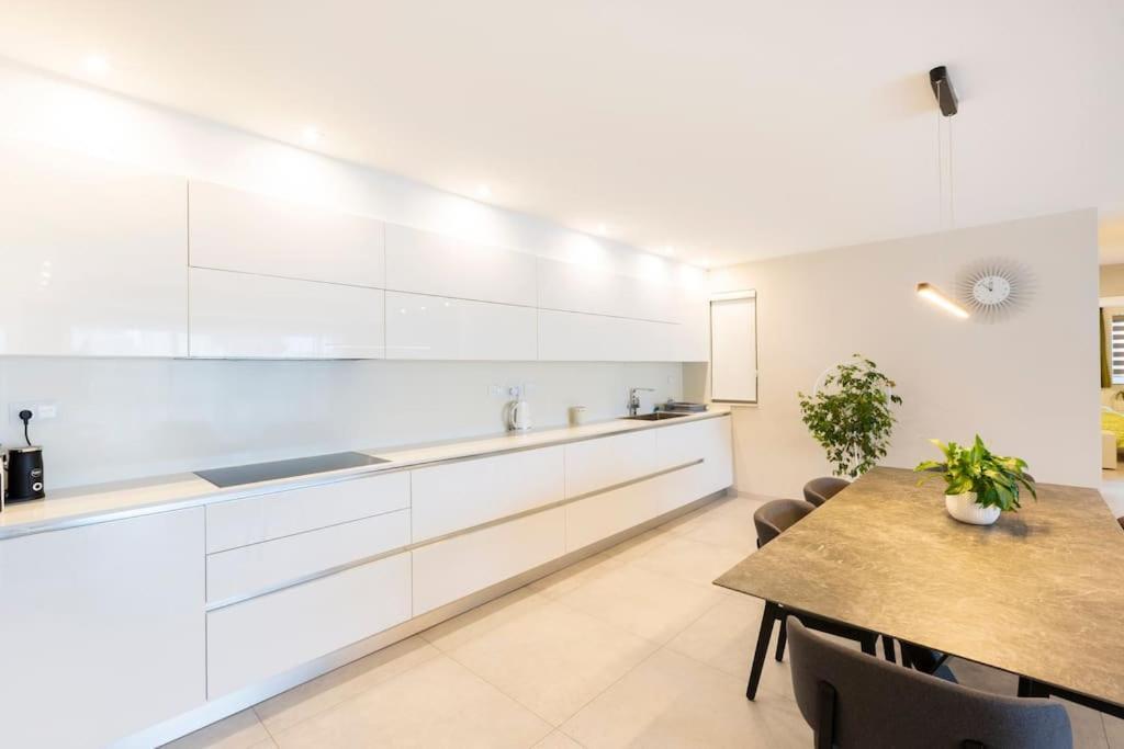 Ngh12 - Lovely And Spacious 2 Bedroom Apartment Naxxar Exteriér fotografie